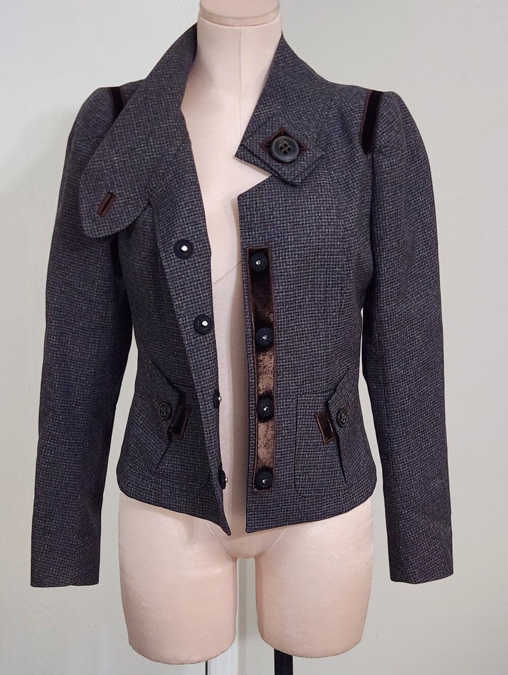 6267 Blazer - Picture 2 of 10